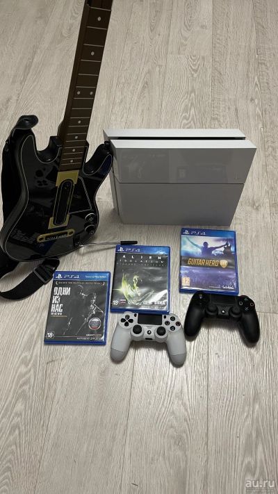 Лот: 18571588. Фото: 1. Консоль Sony PlayStation 4 + 2... Игровые приставки, консоли