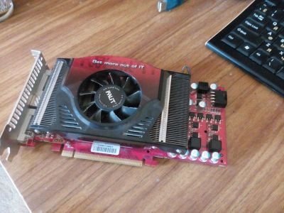 Лот: 9587165. Фото: 1. PCI-E видеокарта HD4850 512mb. Видеокарты