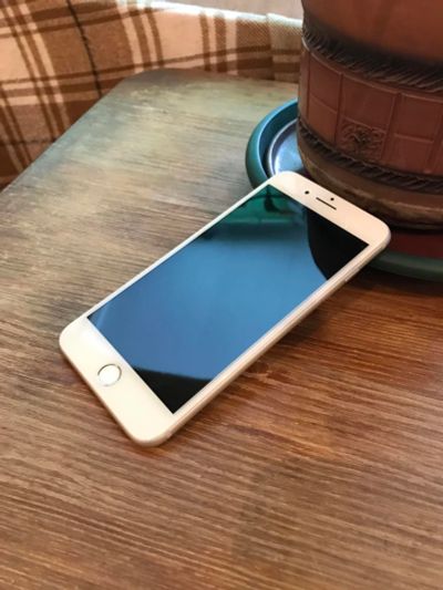 Лот: 10918146. Фото: 1. IPhone 7 Plus 32 gb. Смартфоны