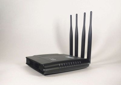 Лот: 19496998. Фото: 1. WI-FI Роутер Netis WF2780. Маршрутизаторы (роутеры)