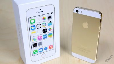 Лот: 5008261. Фото: 1. iPhone 5S 16Gb Gold. Смартфоны