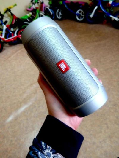 Лот: 10023973. Фото: 1. Портативная колонка JBL Charge... Портативные, беспроводные колонки