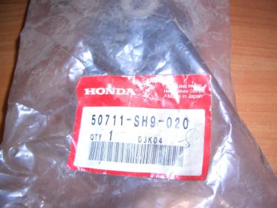 Лот: 11097279. Фото: 1. Сайлентблок Honda 50711SH9020. Ходовая, подвеска, рулевое управление