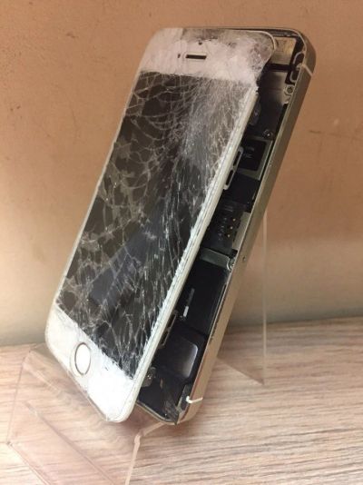 Лот: 9191834. Фото: 1. Продам неисправный смартфон Apple... Смартфоны