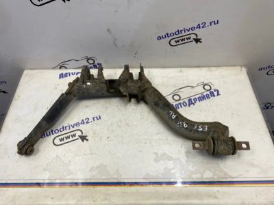 Лот: 21715495. Фото: 1. рычаг Honda Civic Ferio ES. Двигатель и элементы двигателя