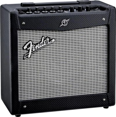 Лот: 3663219. Фото: 1. Комбоусилитель Fender Mustang... Гитарные эффекты и комбоусилители