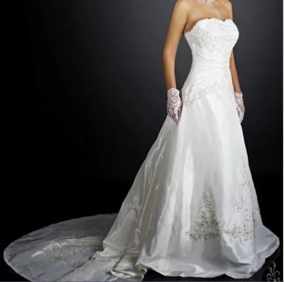 Лот: 4238922. Фото: 1. Свадебное платье 42-44 размер... Свадебные платья