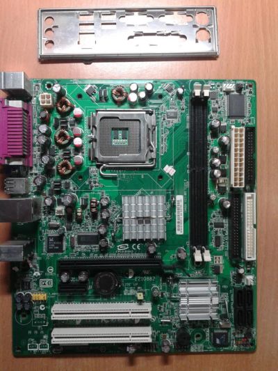 Лот: 8654938. Фото: 1. Материнская плата INTEL. Материнские платы