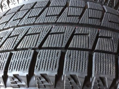 Лот: 6180596. Фото: 1. Зимняя резина 205/60R16 Bridgestone... Шины