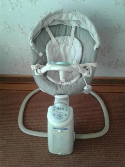 Лот: 10632076. Фото: 1. Укачивающий центр Graco Sweetpeace. Ходунки, прыгунки, качели