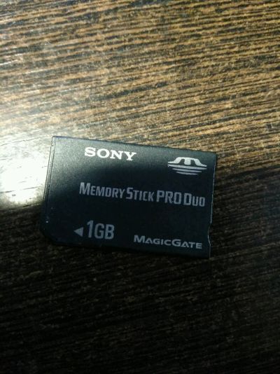 Лот: 10465717. Фото: 1. Sony Memory Stick Pro DUO 1Gb. Карты памяти