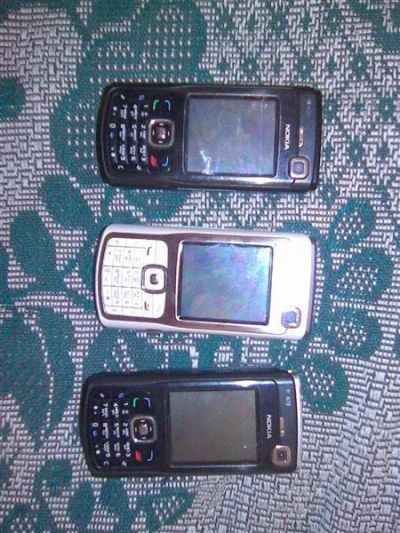 Лот: 322981. Фото: 1. nokia n70 в количестве трех. снизил... Смартфоны