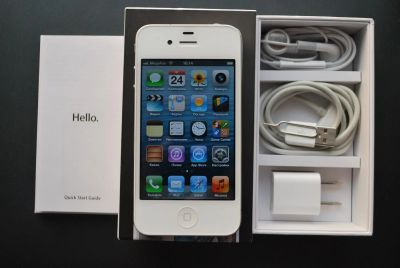 Лот: 3544561. Фото: 1. Apple iPhone 4 16GB white. Смартфоны