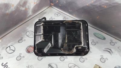 Лот: 23588501. Фото: 1. Поддон КПП Mitsubishi Pajero 6G72... Трансмиссия