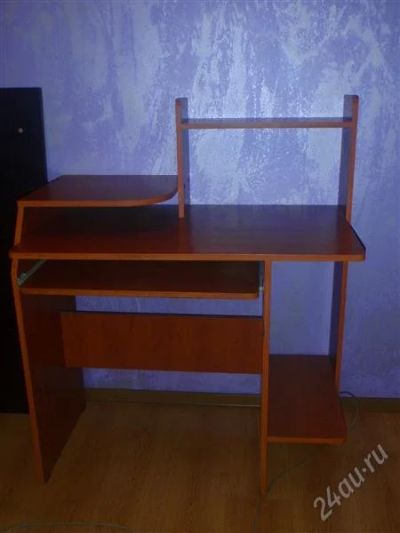 Лот: 1136092. Фото: 1. Компьютерный стол. Стойки и тумбы для аппаратуры