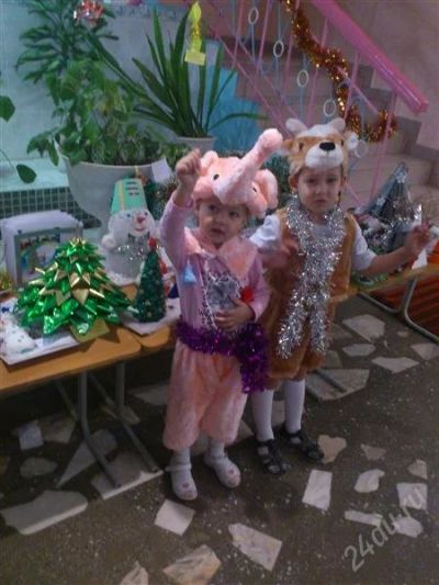 Лот: 2383263. Фото: 1. НоВогодние костюмы Козлик и Слоник... Детские карнавальные, праздничные костюмы