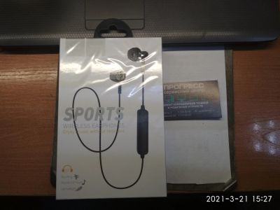 Лот: 17387098. Фото: 1. Беспроводные наушники Bluetooth... Наушники, гарнитуры