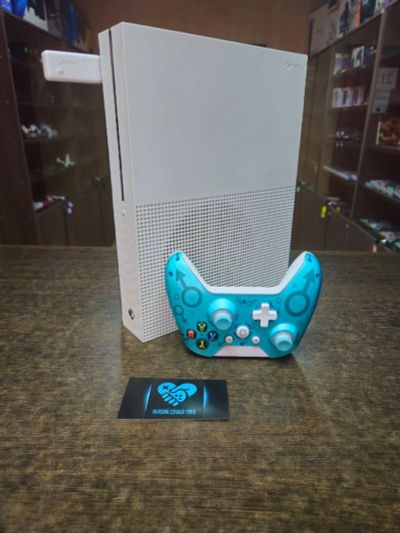 Лот: 21247781. Фото: 1. Игровая приставка Microsoft Xbox... Игровые приставки, консоли