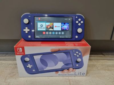Лот: 21599319. Фото: 1. Nintendo switch lite прошитая. Игры для консолей