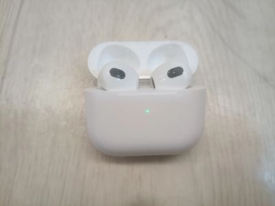Лот: 19517338. Фото: 1. Наушники AirPods 3‑го поколения... Наушники, гарнитуры