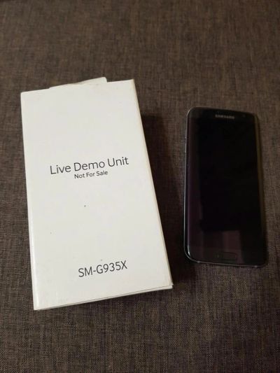 Лот: 10162037. Фото: 1. Galaxy S7 Edge Live Demo Unit... Смартфоны