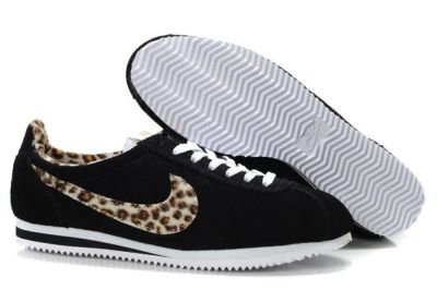 Лот: 6277222. Фото: 1. кроссовки Nike Cortez леопард. Кеды, кроссовки, слипоны