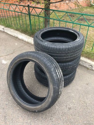 Лот: 17662837. Фото: 1. Шины Pirelli 225/45 r18 (с грыжами... Шины