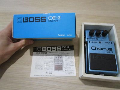 Лот: 9964630. Фото: 1. BOSS chorus CE-3 Made in Japan. Гитарные эффекты и комбоусилители