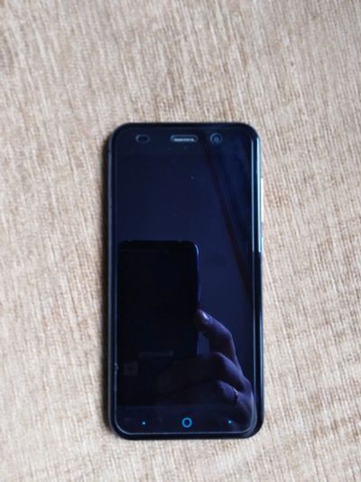 Лот: 12101598. Фото: 1. ZTE Blade x7. Смартфоны
