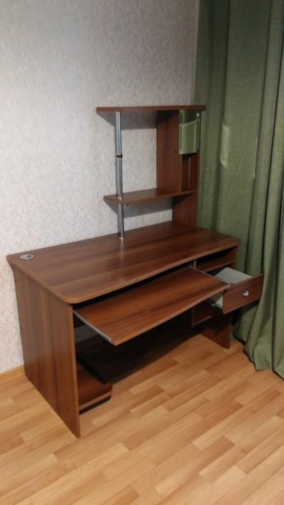 Лот: 15549103. Фото: 1. Компьютерный стол. Компьютерные и письменные столы