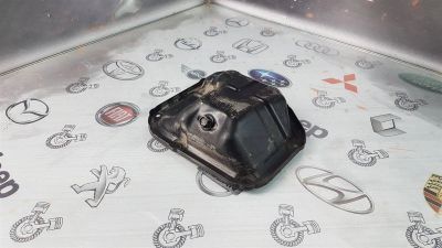 Лот: 24570426. Фото: 1. Поддон Nissan Wingroad HR15DE... Двигатель и элементы двигателя
