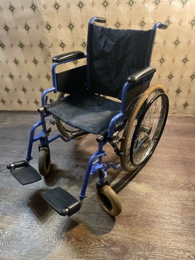 Лот: 25348843. Фото: 1. Инвалидная коляска. Реабилитация, уход за больными