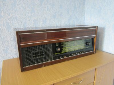 Лот: 23703364. Фото: 1. Радиола "Урал-114" (СССР). Тюнеры, радиоприёмники