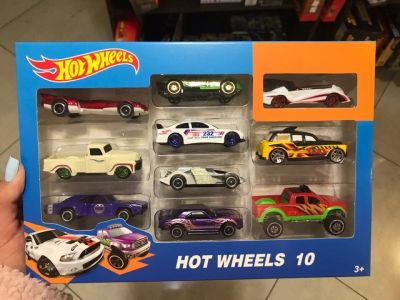 Лот: 9278890. Фото: 1. хот вилс hot wheels . машинки... Машины и техника