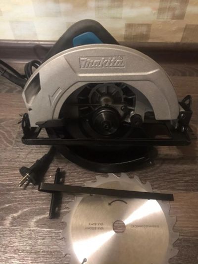 Лот: 16439022. Фото: 1. Пила циркулярная Makita HS7000... Электроинструмент