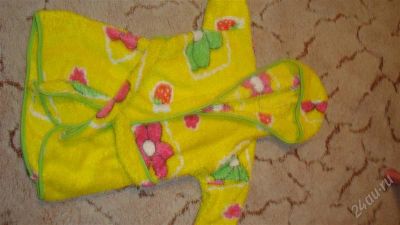 Лот: 2631753. Фото: 1. махровый халат на девочку. Одежда для дома