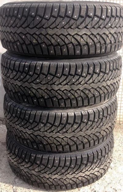 Лот: 10035819. Фото: 1. Шины 215/60 R16 215/60/16 Pirelli... Шины