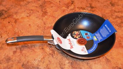 Лот: 11652827. Фото: 1. Сковорода Вок Tefal Illico 28см... Сковороды и сотейники