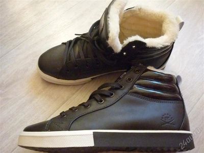Лот: 1411017. Фото: 1. Ботинки Adidas. Кеды, кроссовки, слипоны