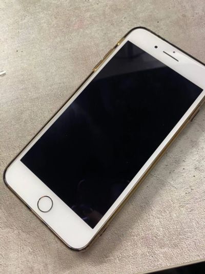Лот: 23694418. Фото: 1. iPhone 7 Plus 64 gb. Смартфоны