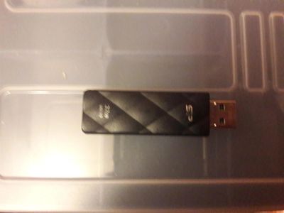 Лот: 10034180. Фото: 1. Флешка USB 32 ГБ Silicon Power... USB-флеш карты