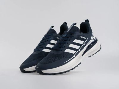 Лот: 25116845. Фото: 1. Кроссовки Adidas Terrex. Кеды, кроссовки, слипоны