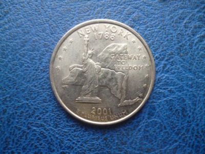 Лот: 11299346. Фото: 1. 25 центов 2001 года Штат Нью-Йорк... Америка