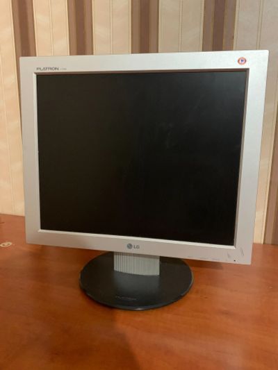 Лот: 17201093. Фото: 1. Могитор LG L1730S. ЖК-мониторы