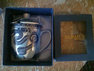 Лот: 3333904. Фото: 1. Кружка с крышкой 350 мл. Кружки, стаканы, бокалы