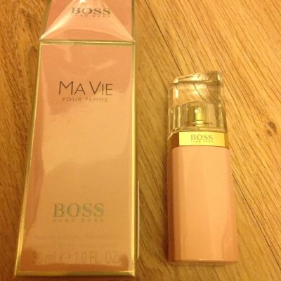 Лот: 6796589. Фото: 1. Парфюмерная вода Hugo Boss Ma... Женская парфюмерия