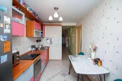 Лот: 25526961. Фото: 1. 3-комн. квартира , Красноярск... Квартиры, студии