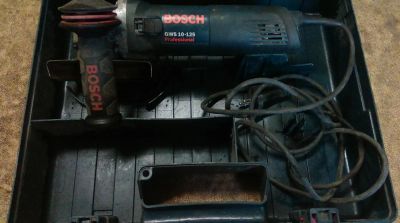 Лот: 9018416. Фото: 1. Болгарка Bosch GWS-10-125 в кейсе. Электроинструмент