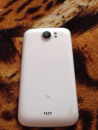 Лот: 3657634. Фото: 1. Fly IQ450. Смартфоны