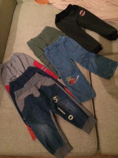 Лот: 10648828. Фото: 1. Вещи детские, штаны, джинсы, много... Брюки, шорты, джинсы